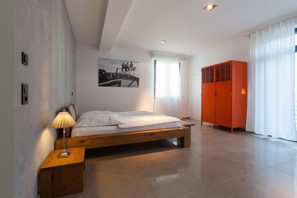 Guesthouse Altes Rathaus Rüdesheim am Rhein Pokoj fotografie